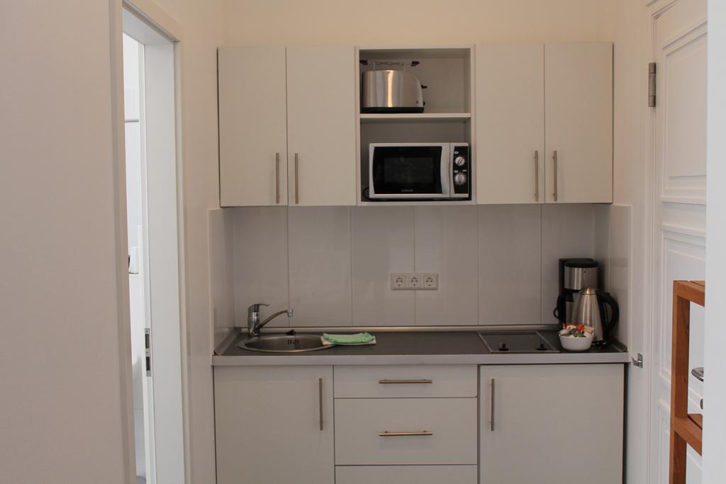 Gls Studio Hotel Βερολίνο Δωμάτιο φωτογραφία